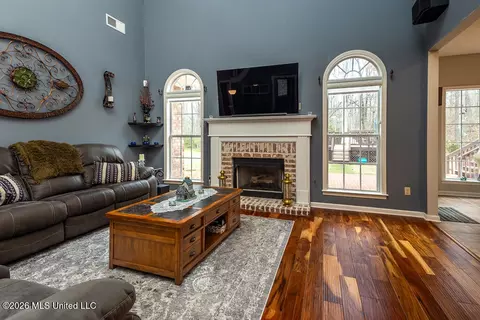 Other - 2382 Oak Creek Dr, Hernando, MS 38632 photo 7 of 14