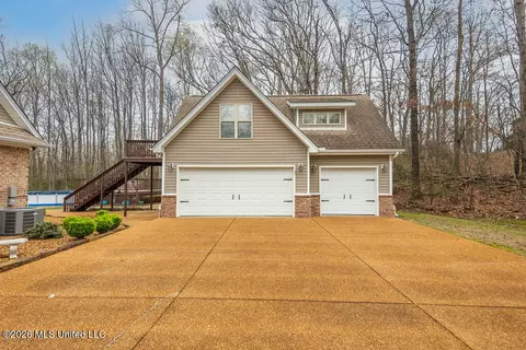 Other - 2382 Oak Creek Dr, Hernando, MS 38632 photo 2 of 14