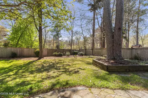 Exterior - 69 Moss Woods Dr, Madison, MS 39110 photo 7 of 9