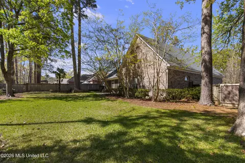 Exterior - 69 Moss Woods Dr, Madison, MS 39110 photo 9 of 9