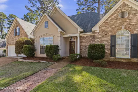 Exterior - 69 Moss Woods Dr, Madison, MS 39110 photo 3 of 9