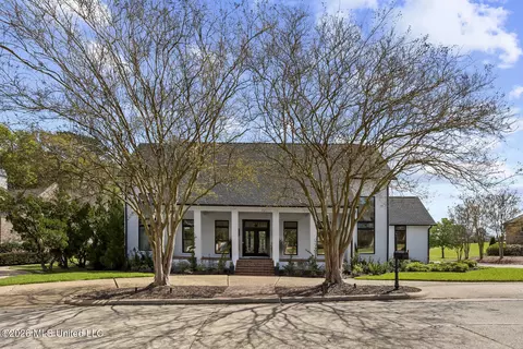 Exterior - 9 Glen Eagles Dr, Jackson, MS 39211 photo 12 of 12