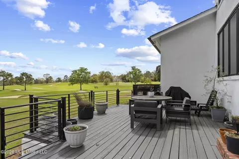 Exterior - 9 Glen Eagles Dr, Jackson, MS 39211 photo 8 of 12