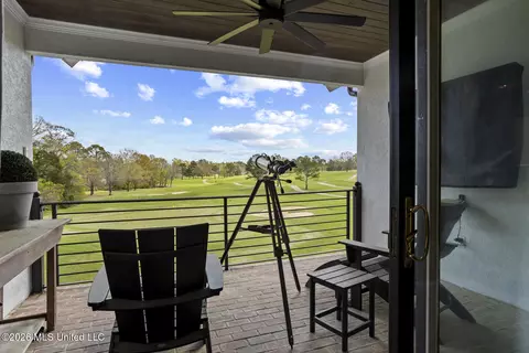 Exterior - 9 Glen Eagles Dr, Jackson, MS 39211 photo 5 of 12