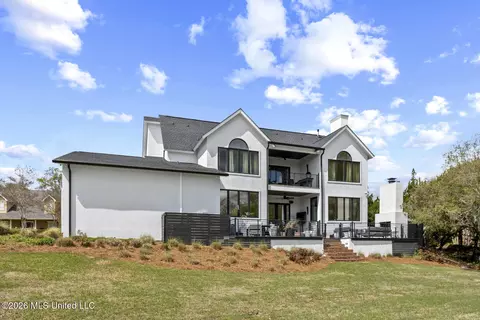 Exterior - 9 Glen Eagles Dr, Jackson, MS 39211 photo 11 of 12