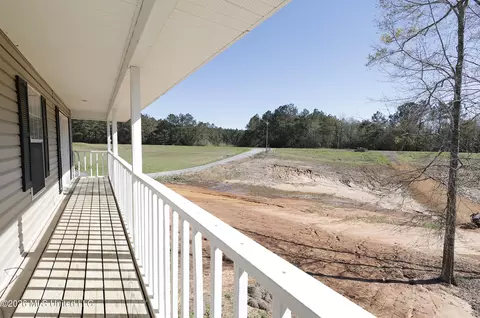 Exterior - 2101 NE Highway 44, Summit, MS 39666 photo 6 of 6