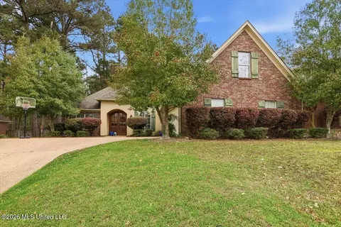 137 Baileys Ridge Cir, Clinton, MS 39056