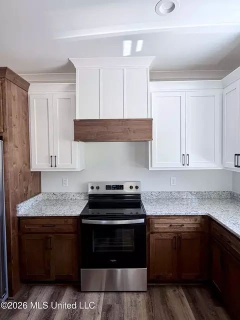 Kitchen - 210 Marshall Smith Rd, Lucedale, MS 39452 photo 2 of 3