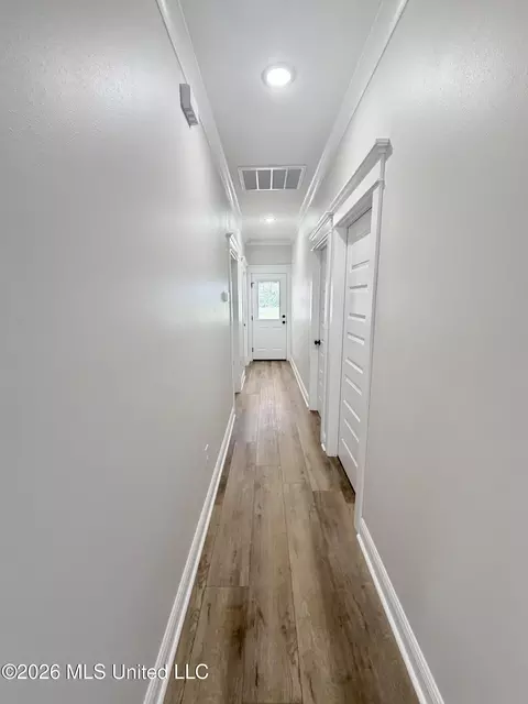 Entry Way - 216 Marshall Smith Rd, Lucedale, MS 39452 photo 2 of 2