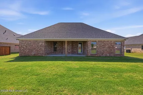 Exterior - 140 Palace Xing, Flowood, MS 39232 photo 6 of 7