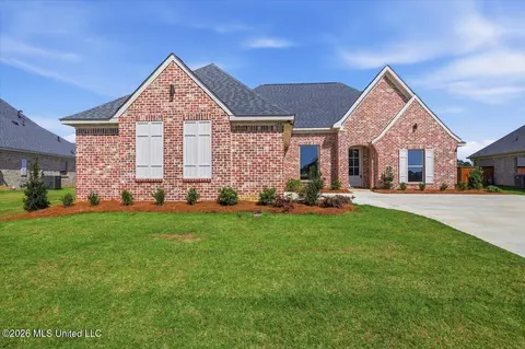 Exterior - 140 Palace Xing, Flowood, MS 39232 photo 2 of 7