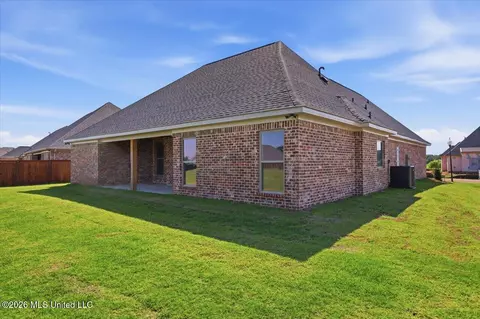 Exterior - 140 Palace Xing, Flowood, MS 39232 photo 7 of 7