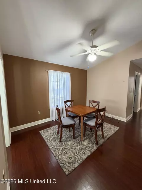 Dining - 5 Windsong Ct, Natchez, MS 39120 photo 1 of 1