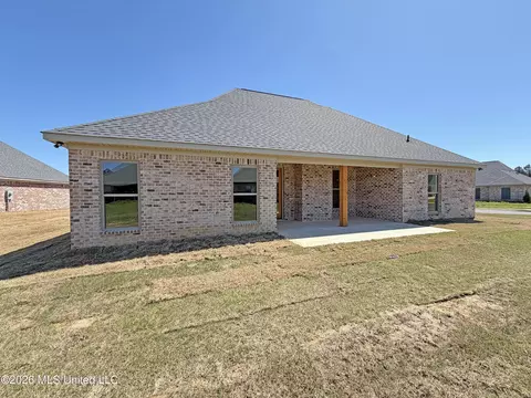 Exterior - 142 Palace Xing, Flowood, MS 39232 photo 6 of 9