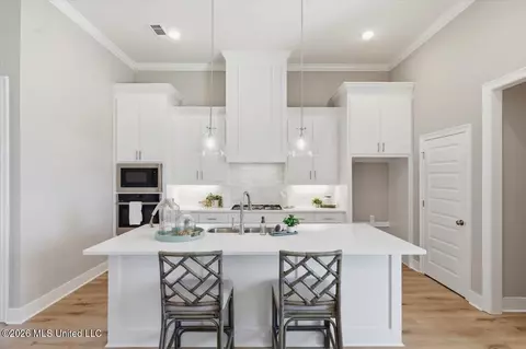 Kitchen - 142 Palace Xing, Flowood, MS 39232 photo 1 of 5
