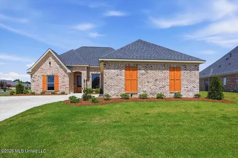 Exterior - 142 Palace Xing, Flowood, MS 39232 photo 2 of 5