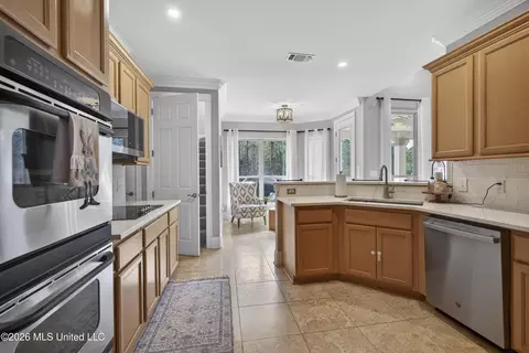 Kitchen - 756 Troon Ct, Diamondhead, MS 39525 photo 4 of 5