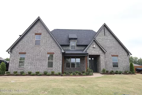 4232 Brooke Dr, Nesbit, MS 38651