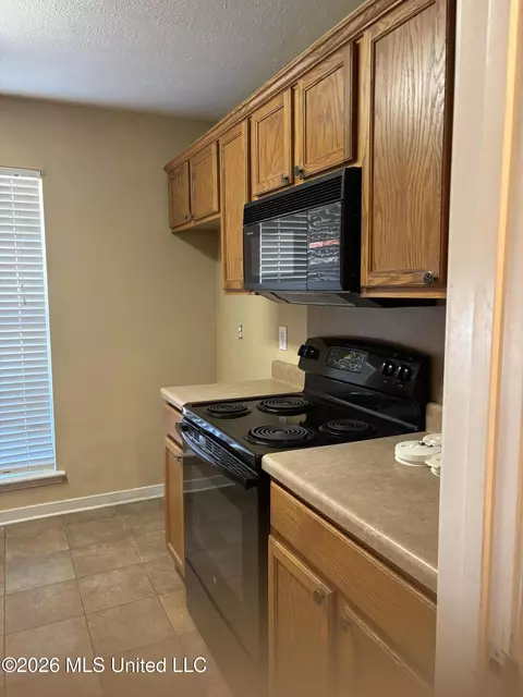 Kitchen - 705 Tatum Dr, Florence, MS 39073 photo 3 of 5