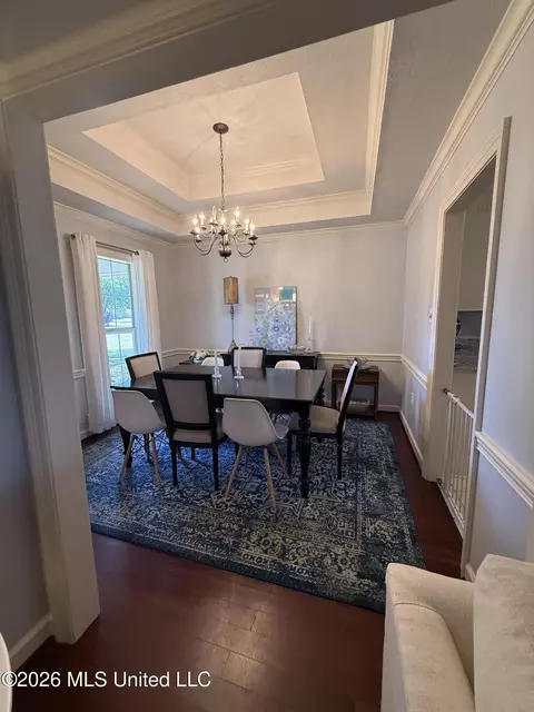 Dining - 10 Estates Dr, Flowood, MS 39232 photo 2 of 4