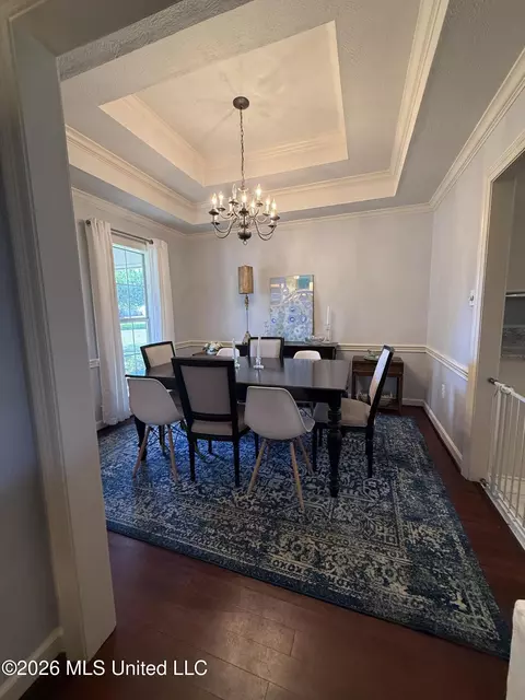 Dining - 10 Estates Dr, Flowood, MS 39232 photo 1 of 4