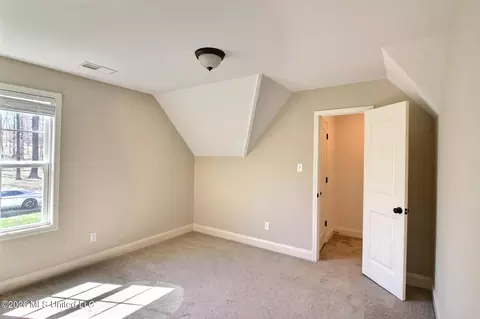 Bedroom - 4722 Alexander Rd, Olive Branch, MS 38654 photo 2 of 4