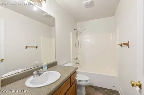 Bath - 3643 Long Leaf Dr, Perkinston, MS 39573 photo 2 of 2
