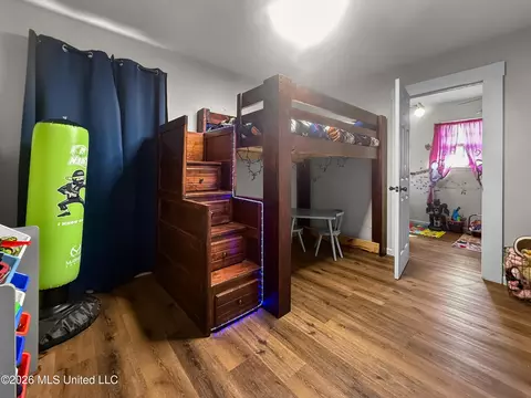 Bedroom - 816 Ascham Ct, Pearl, MS 39208 photo 4 of 5