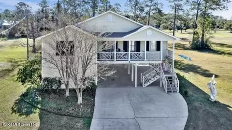 340 Lemoyne Rd, Pass Christian, MS 39571