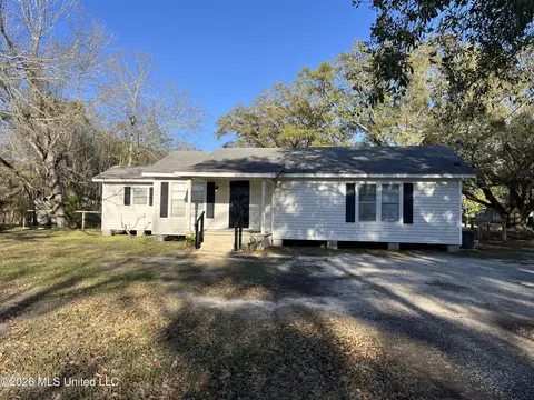5554 Daugherty Rd, Long Beach, MS 39560