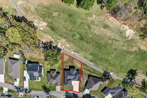 View/Area - 87116 Highpoint Dr, Diamondhead, MS 39525 photo 8 of 15