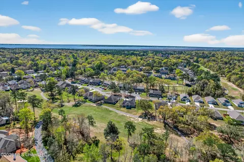 View/Area - 87116 Highpoint Dr, Diamondhead, MS 39525 photo 13 of 15