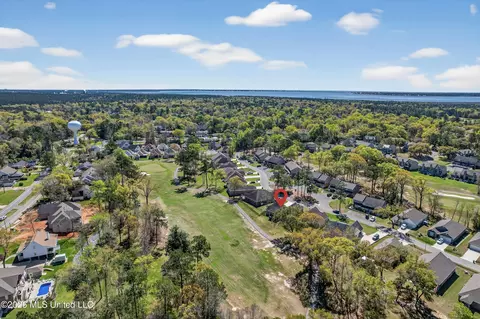 View/Area - 87116 Highpoint Dr, Diamondhead, MS 39525 photo 2 of 15