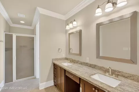Bath - 87116 Highpoint Dr, Diamondhead, MS 39525 photo 2 of 5