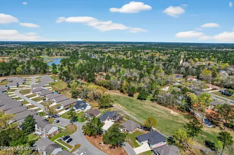View/Area - 87116 Highpoint Dr, Diamondhead, MS 39525 photo 5 of 15