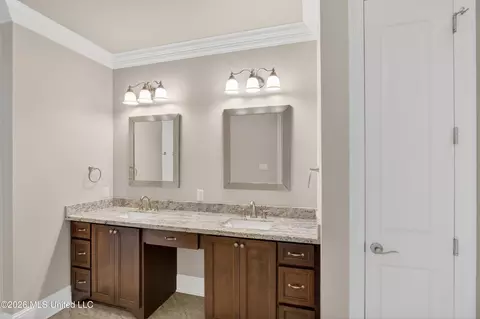 Bath - 87116 Highpoint Dr, Diamondhead, MS 39525 photo 1 of 5