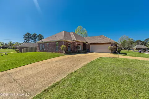 Other - 301 Spring Hill Pt, Brandon, MS 39047 photo 3 of 17