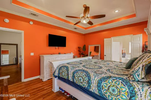 Bedroom - 301 Spring Hill Pt, Brandon, MS 39047 photo 3 of 7