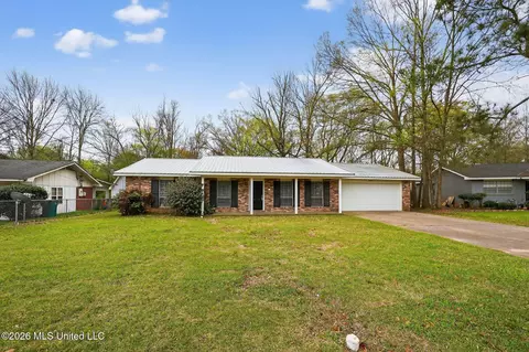 1027 Autumn St, Jackson, MS 39212