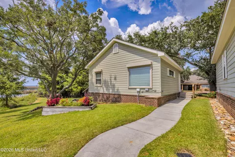 Exterior - 3512 Celeste Ave, Moss Point, MS 39563 photo 11 of 13