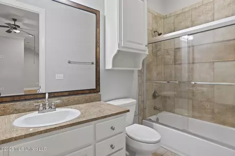 Bath - 606 Arbor Way, Brandon, MS 39047 photo 5 of 9