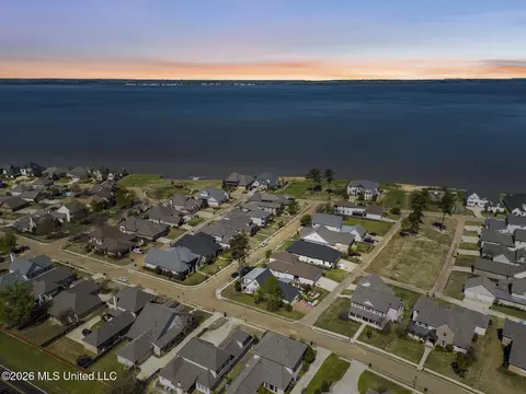 View/Area - 606 Arbor Way, Brandon, MS 39047 photo 2 of 7