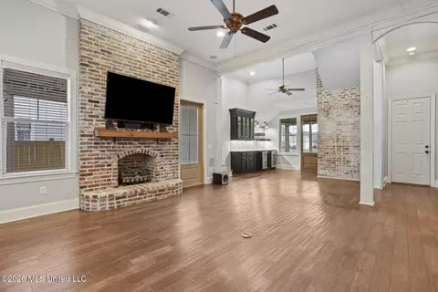 Living - 606 Arbor Way, Brandon, MS 39047 photo 1 of 3