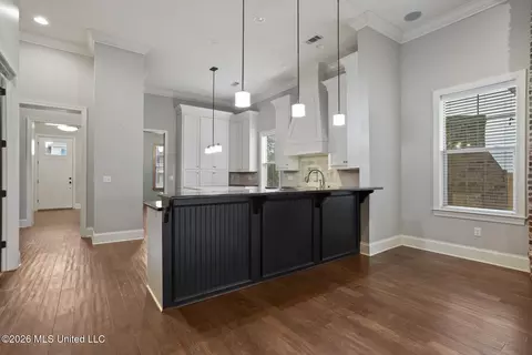 Entry Way - 606 Arbor Way, Brandon, MS 39047 photo 2 of 2