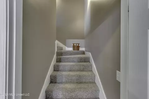 Entry Way - 1406 Windrose Dr, Brandon, MS 39047 photo 4 of 4
