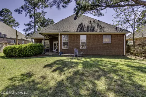 Exterior - 1406 Windrose Dr, Brandon, MS 39047 photo 13 of 14