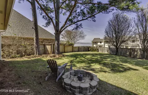 Exterior - 1406 Windrose Dr, Brandon, MS 39047 photo 2 of 14