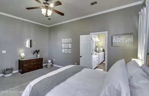Bedroom - 1406 Windrose Dr, Brandon, MS 39047 photo 4 of 9