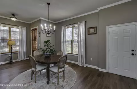 Dining - 1406 Windrose Dr, Brandon, MS 39047 photo 2 of 4
