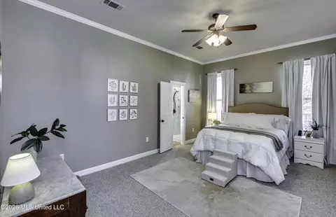 Bedroom - 1406 Windrose Dr, Brandon, MS 39047 photo 1 of 9